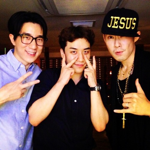 Jaycee Chan Instagram update 20140706: Taipei Seoul Kowloon all...
