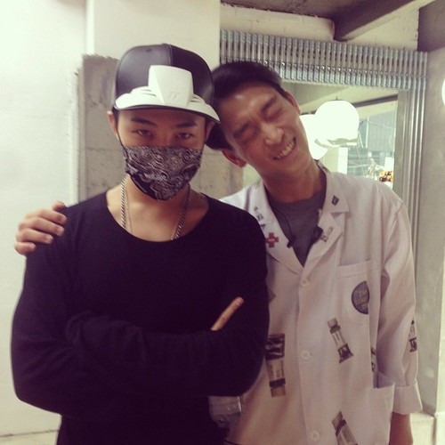 140712 G-Dragon at Rare Market ???...